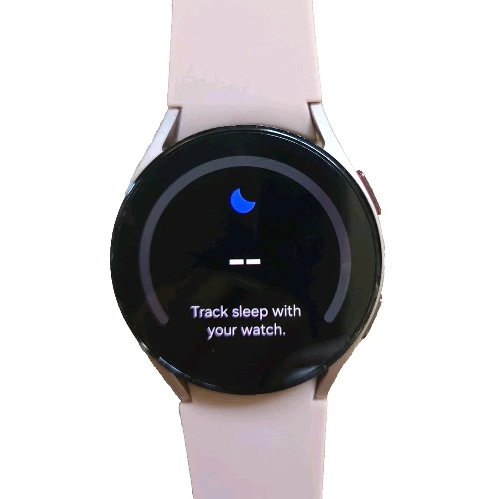 Samsung Galaxy Watch 5 Pink Silicone Band 40mm Sapphire Crystal SM-R900